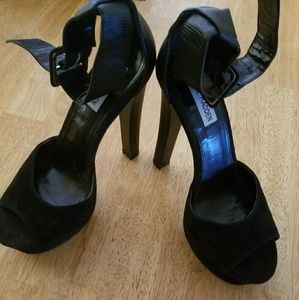 Steve madden platform heels size 7.5
